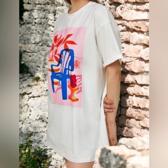 SHEIN X PLANT GRAPHIC PRINT LONG LINE TEE SHIRT MEDIUM - Picture 2 of 10